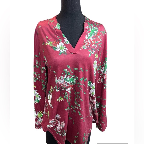 Halife Tops - Women’s Henley, Halife, Size Medium,